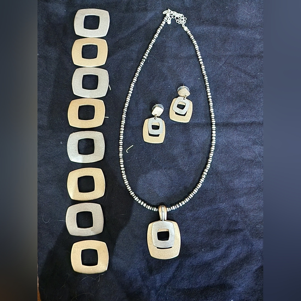 Premier Designs Two-tone Necklace & Earrings plus deconstructed Bracelet